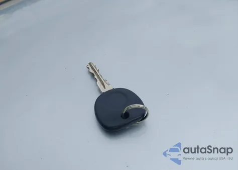 2004 Saturn Ion 1 from USA, damaged, VIN 1G8AG52F24Z129187